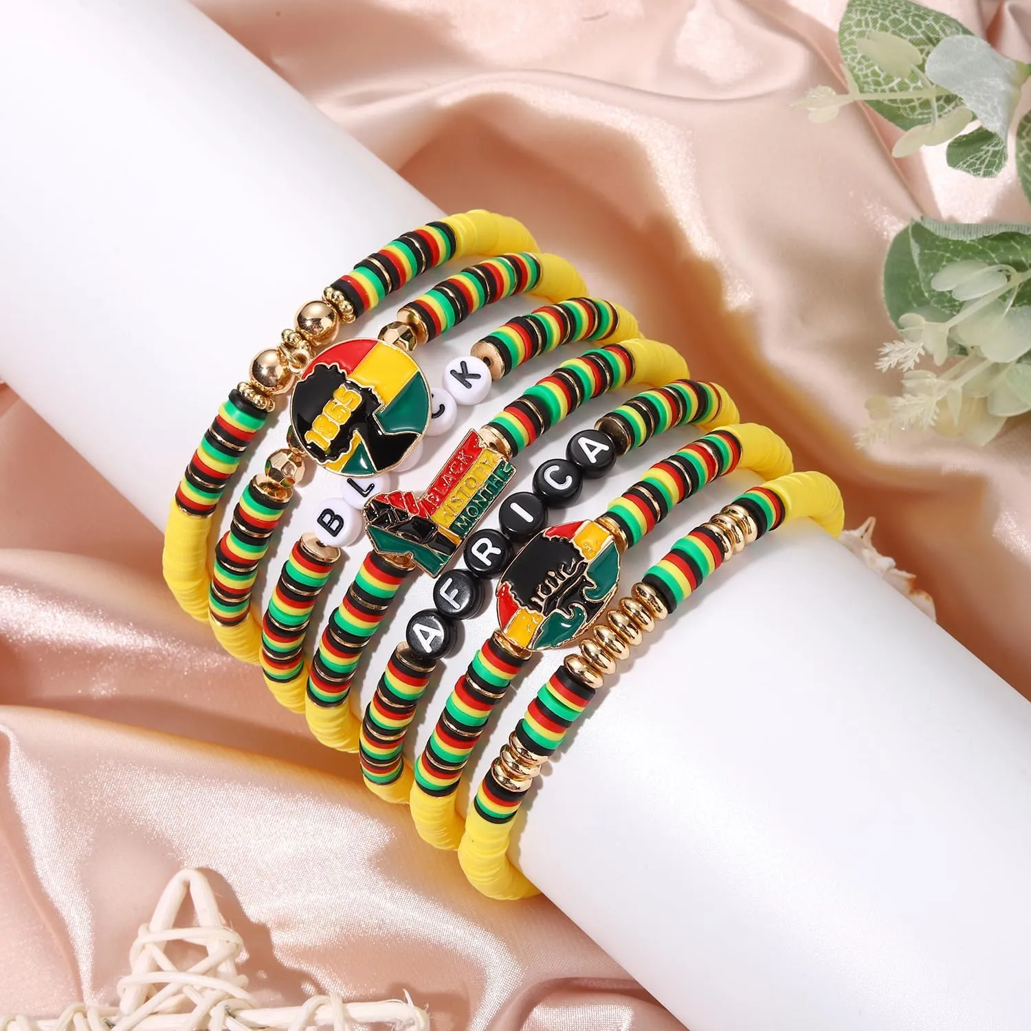 Beach Bracelet Set for Women - Stack Rainbow Friendship Bracelets Clay Heishi Beads Surfer Bracelets Stretch Handmade Elastic Srting Bracelets Bulk Boho Summer Jewelry for Men