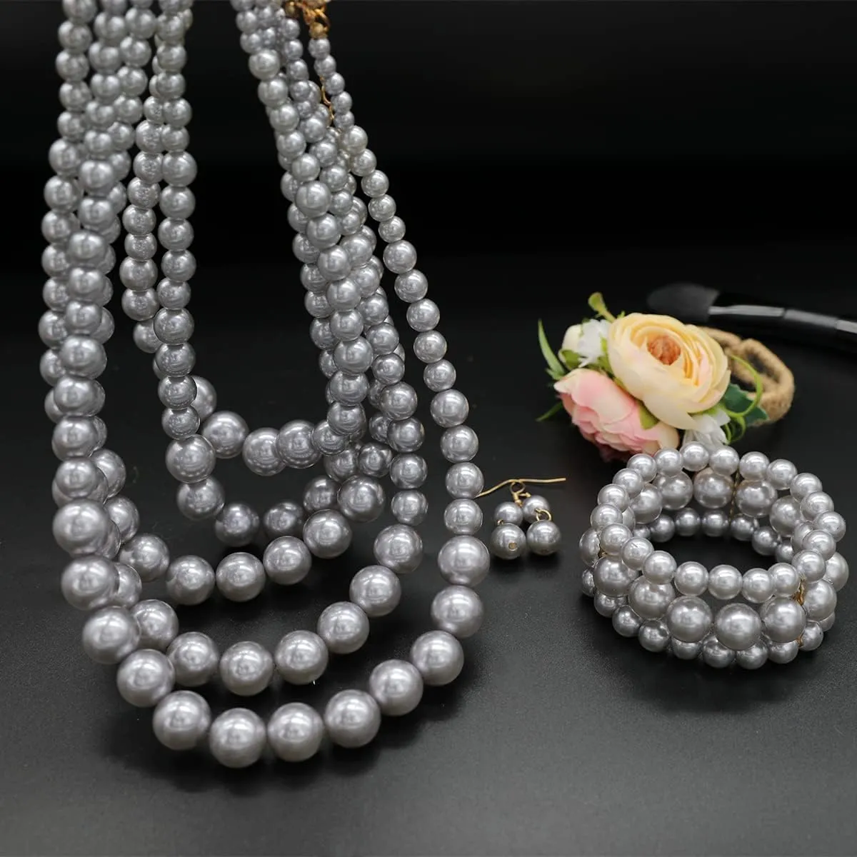 Faux Big Pearl Srand Necklaces for Women 5 Layers Pearls Choker Bib Collar Necklace Bracelet and Earrings set 1920s Costume Pearl Jewelry Bridal Wedding
