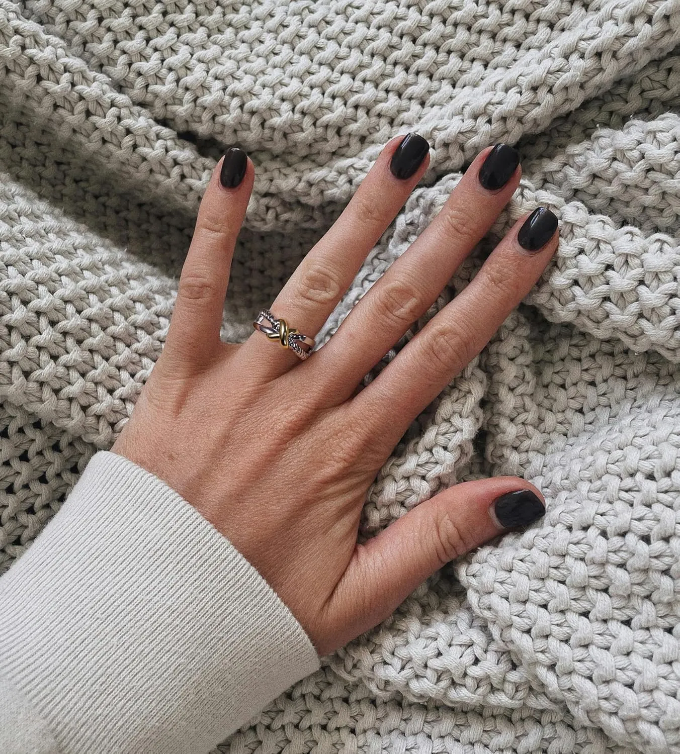 Gold and Silver Cross Rings for Women, Fashion Statement Ring X Knot Band Chunky Twisted Cable Wire Ring Jewelry Gifts for Her