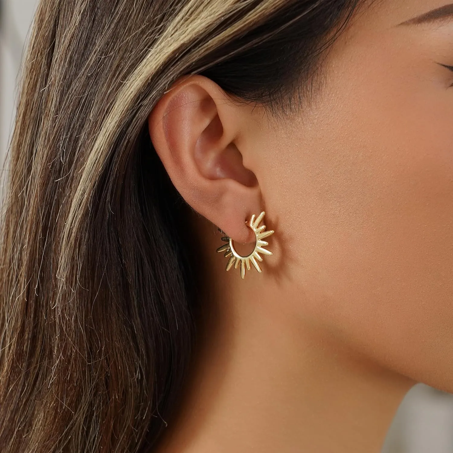 Gold Earrings for Women Trendy Chunky Earring Hypoallergenic Earrings Gold Hoops Earring Non Tarnish Waterproof Drop Trendy Jewelry