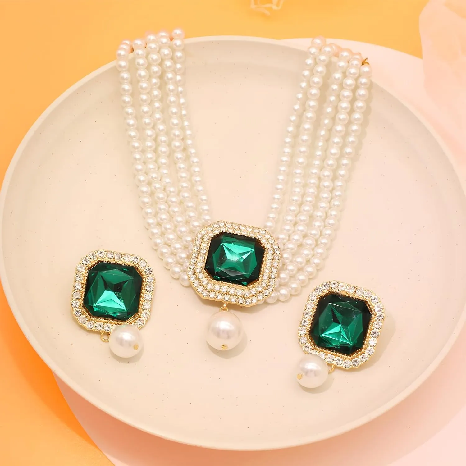 Pearl Choker Necklace for Women Gold Crystal Rhinestone Pearl Collar Statement Necklaces Earrings Bridal Pearls Diamond jewelry Set for Wedding