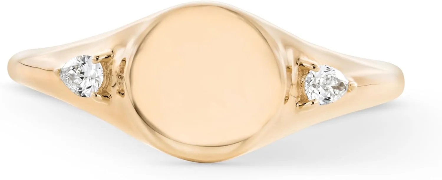 Rocksbox Grace 18k Gold Vermeil Lab Created Diamond Signet Ring - 18k Gold Vermeil Plating with 0.1ct tw Lab Created Diamonds - Premium Quality Jewelry