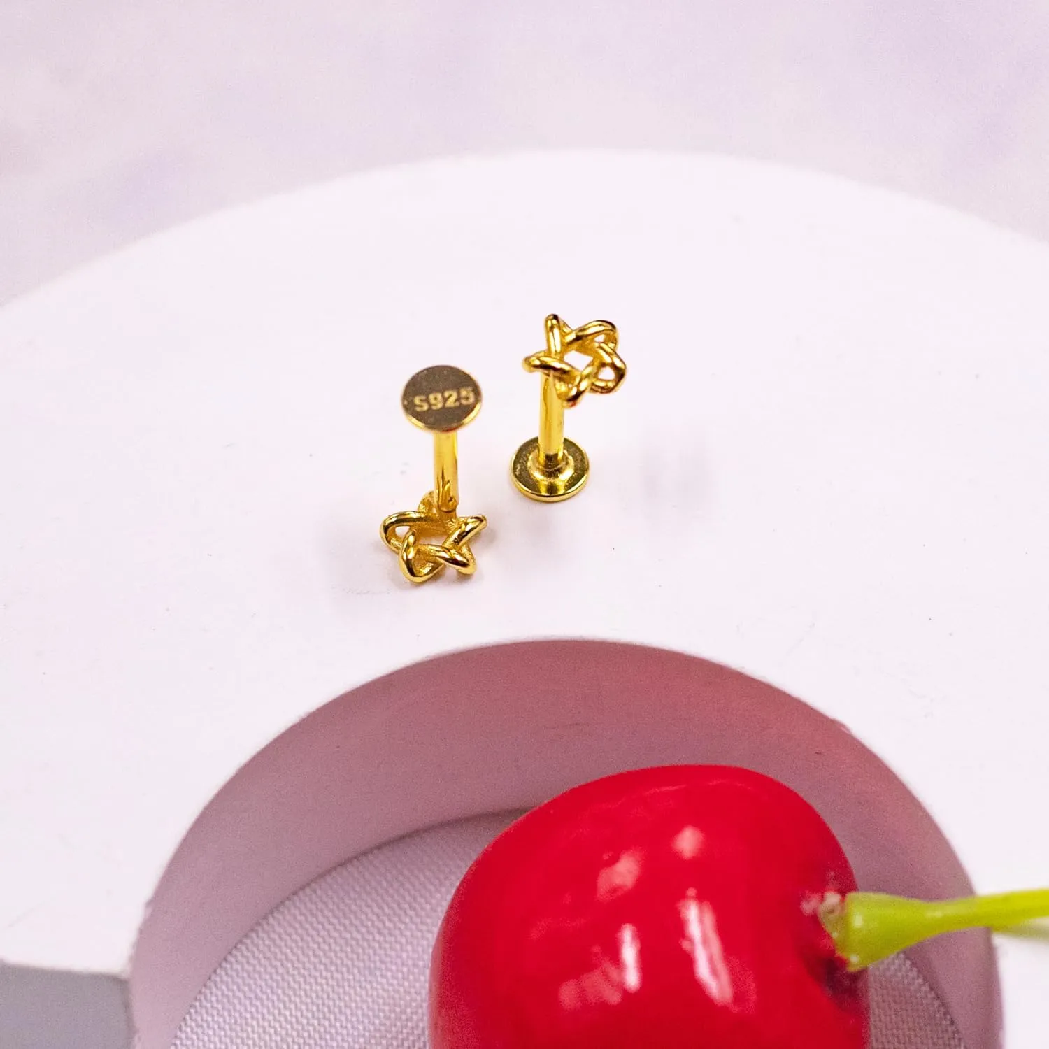 S925 Sterling Silver Labret Studs Cartilage Helix Earring Studs 16G HypoallergenicThreaded Flat Back Lip Monroe Studs Tragus Labret Cartilage Earrings Nose Piercing Jewelry