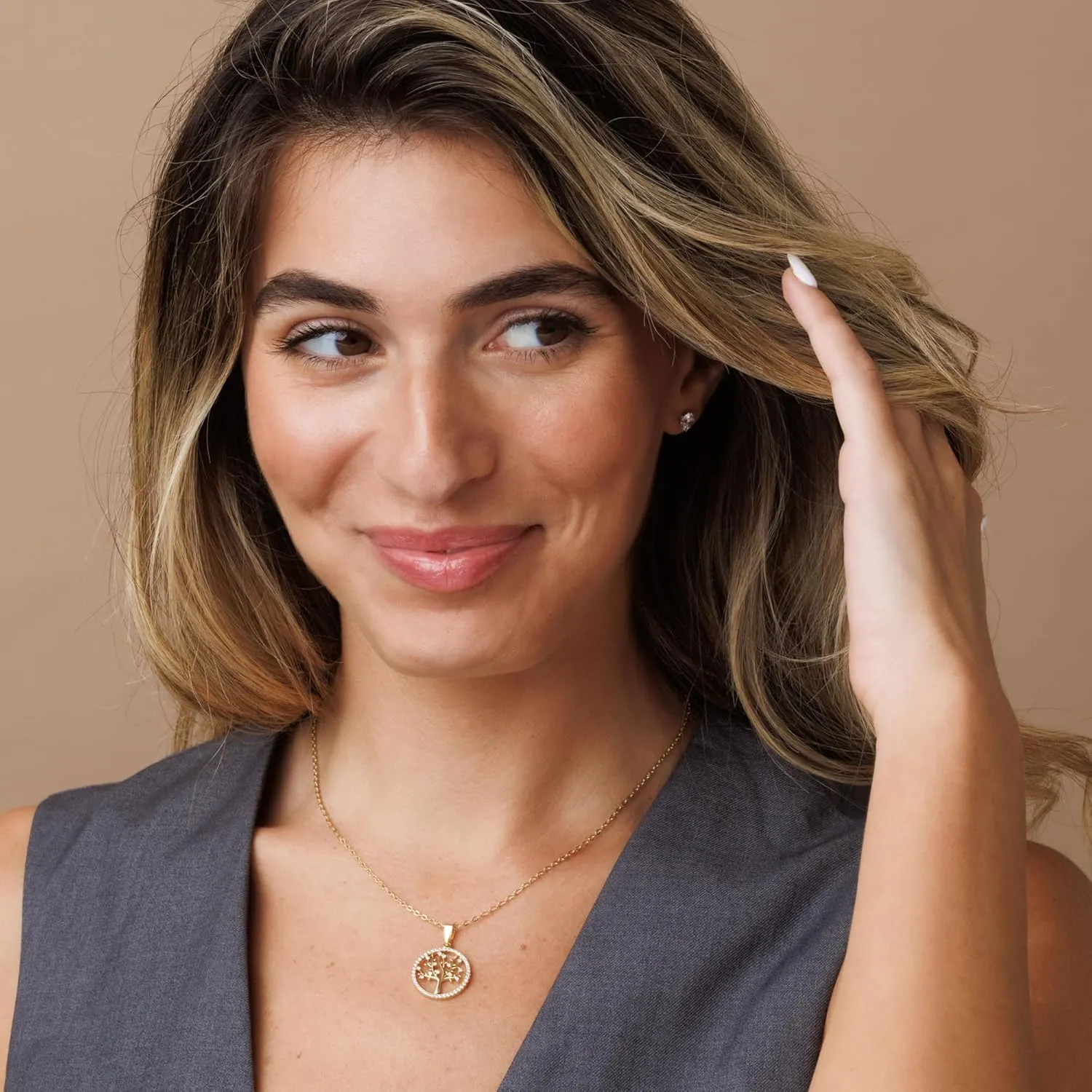 SURI Star of David Necklace for Women | Israel Necklace | Mezuzah Necklace with Magen David Pendant | Available in 14K Gold-Filled or Silver Stainless Steel | Jewish Jewelry, Includes a Gift Box